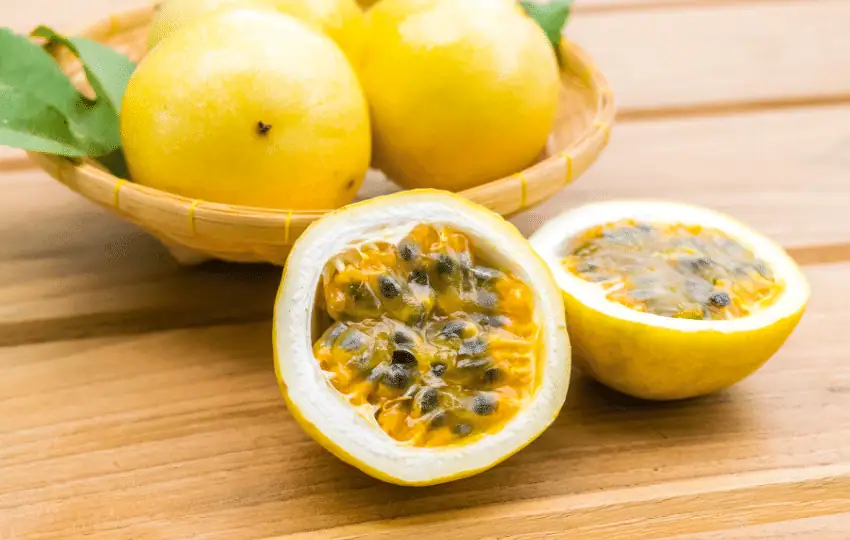 Passion fruit is a tropical fruit often used in juices, jams, and desserts. Passionfruit is a delicious and unique fruit that provides a refreshing taste experience.